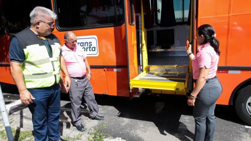 Prefeitura de Manaus e TRE-AM garantem transporte gratuito para eleitores com deficiência no domingo de eleição