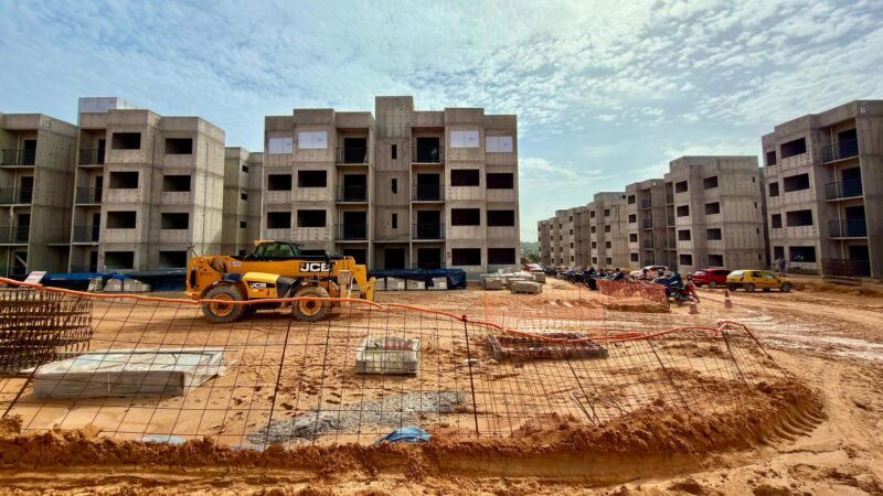 Prefeitura de Manaus supera 1 milhão de metros quadrados licenciados e cresce 77% em 2026