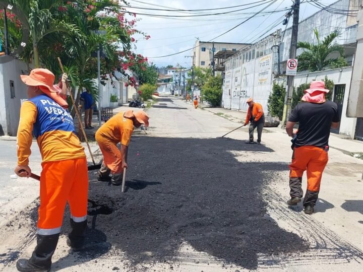 Prefeitura de Manaus conclui recuperação asfáltica da rua Virgínia Wolf, no Parque 10 de Novembro