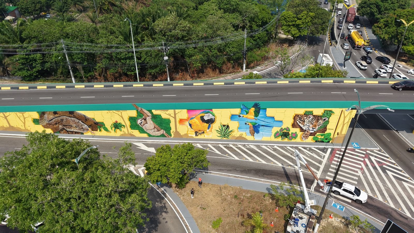Prefeitura de Manaus avança com projeto de modernização do complexo viário Miguel Arraes com melhorias em iluminação, quadra e passeio