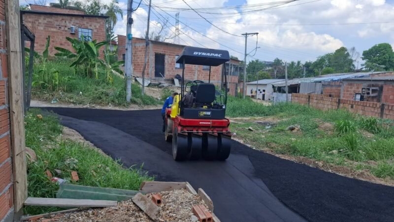 Prefeitura de Manaus conclui recuperação asfáltica da rua Lima, no Nova Cidade